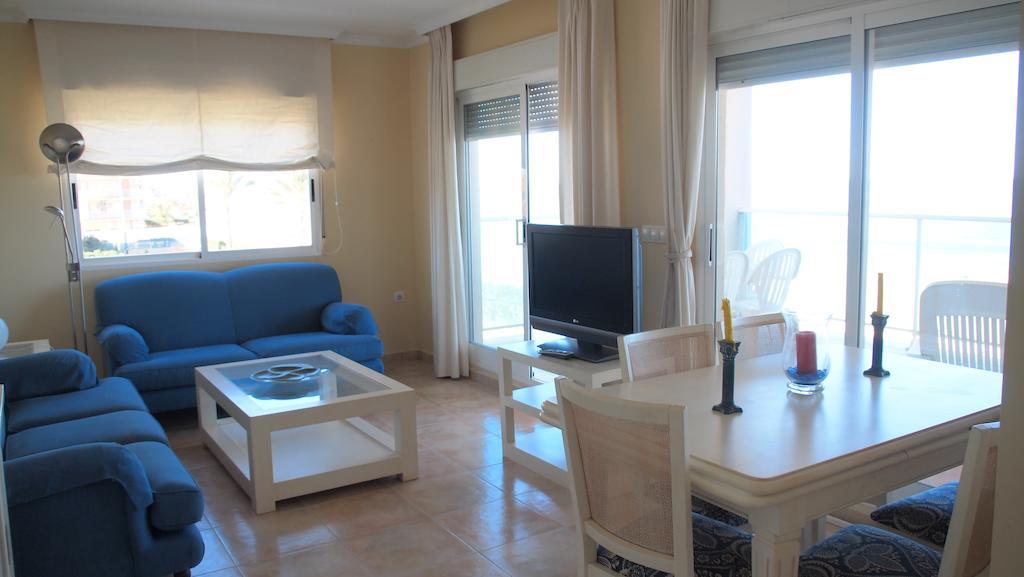 Marina Azul Elconserje Denia Bilik gambar